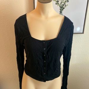 Black Button-Up Crop Cardigan